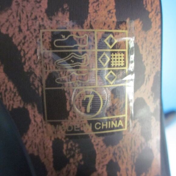 Bettie Page Shoes by Ellie Women Size 7 Black Leather Mary Jane Strap 3.5" Heels - Picture 13 of 15